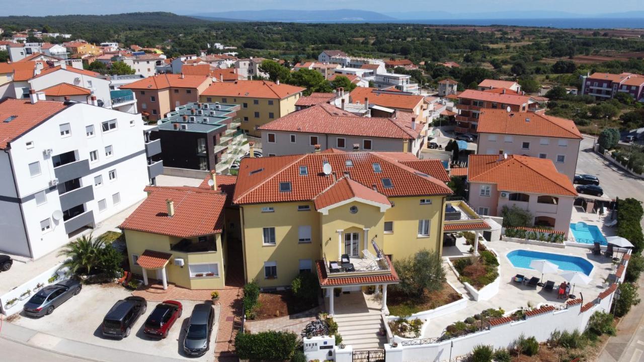 Villa Istriana Liznjan Ngoại thất bức ảnh